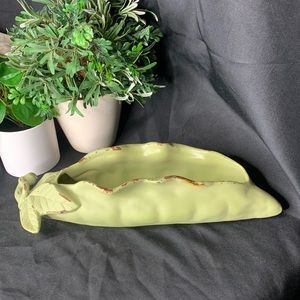 Cceramic pea pods planter / table art decor